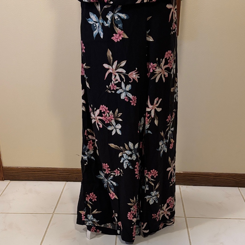 NWT Torrid Black and Pink Floral Top and matching pants - size 1X - Picture 2 of 14